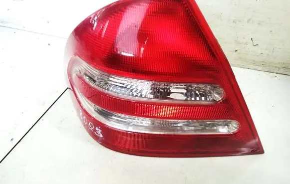 Mercedes-Benz C W203 Rear/tail lights