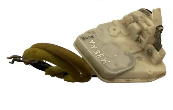 Mazda 3 I Rear door lock F97G02L2