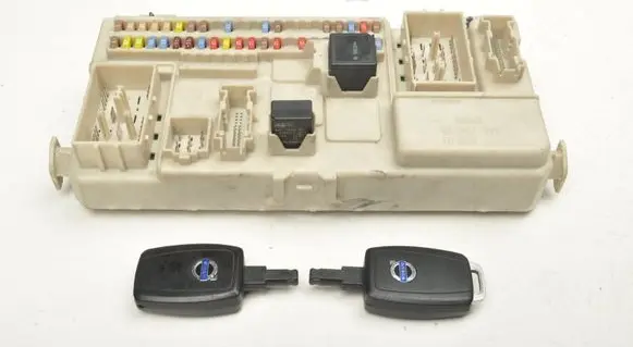 Volvo V50 Fuse box set 30765471