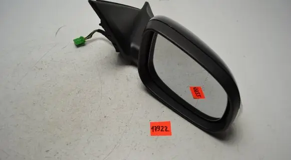 Volvo V70 Front door electric wing mirror 31297621