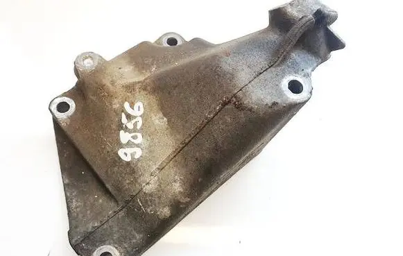 Mercedes-Benz ML W164 Engine mounting bracket a2722234204