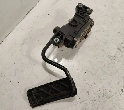 Renault Espace - Grand espace IV Accelerator throttle pedal 8200007512