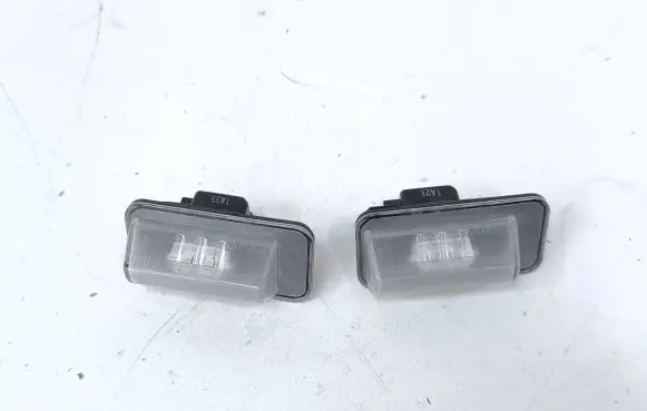 Subaru Outback (BT) Number plate light A047588