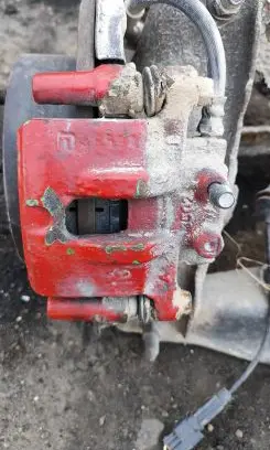Mitsubishi Lancer VIII Rear brake caliper