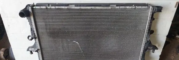 Audi Q7 4L Coolant radiator