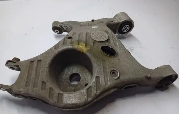 Jaguar F-Pace Rear upper control arm/wishbone HK835B530AE