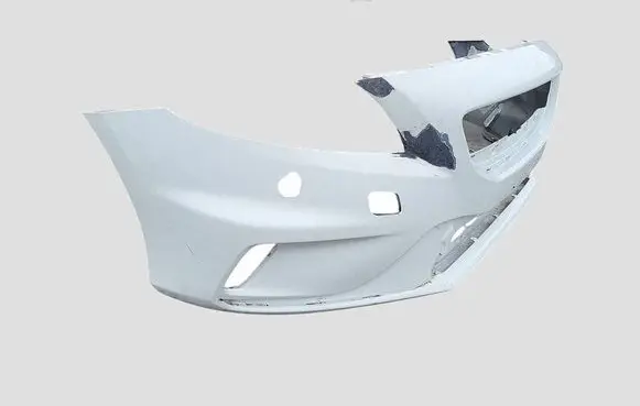 Volvo V40 Front bumper 31347085