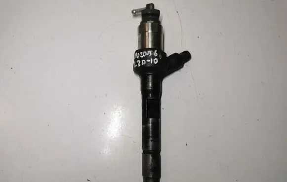 Mazda 6 Fuel injector FM008230