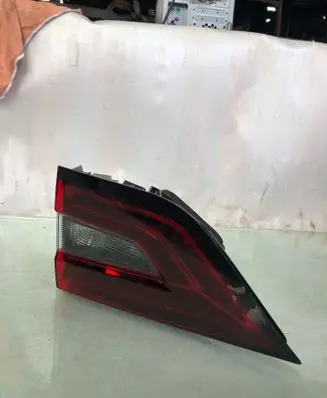 Nissan Juke II F16 Tailgate rear/tail lights 265506pa5a