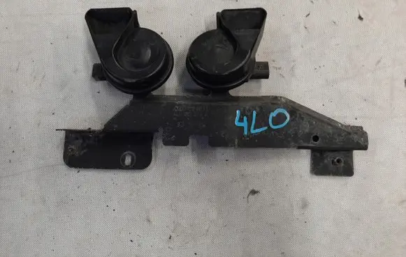 Audi Q7 4L Horn signal 4L0951229A