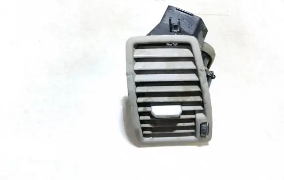Volvo XC90 Dash center air vent grill 3409398