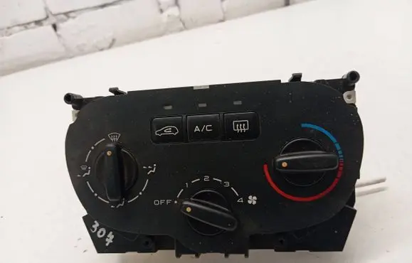 Peugeot 307 Climate control unit 593240000
