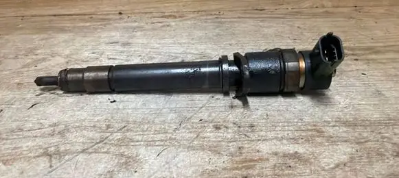 Volvo XC90 Fuel injector 0445110078