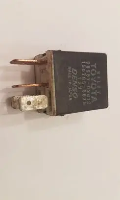 Lexus IS 200-300 Other relay 9098702012