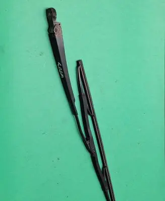 Mercedes-Benz C W203 Rear wiper blade arm A2038201544