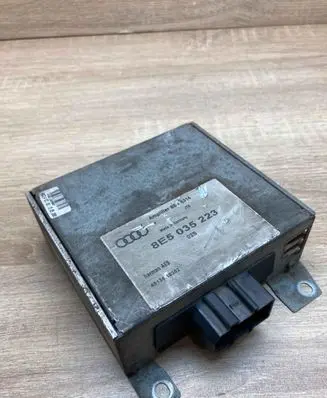 Audi A4 S4 B6 8E 8H Sound amplifier 8E5035223 4913610302