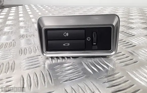 Jaguar XF X250 Tailgate/trunk/boot open switch 10400976890