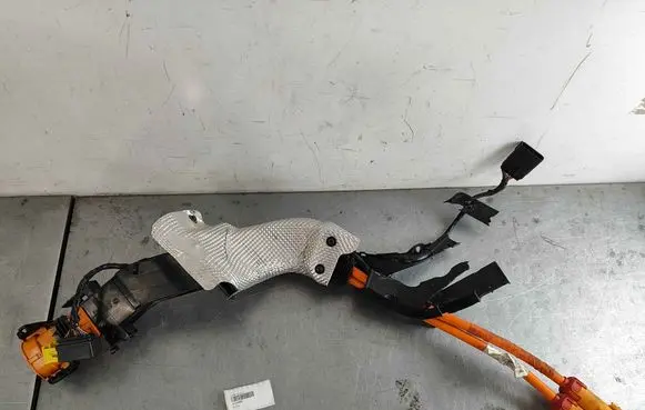 Volvo XC60 High voltage cable 32340005