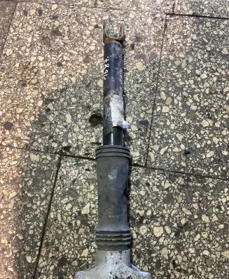 Hyundai i30 Rear shock absorber/damper 