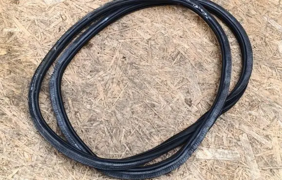 Audi A3 8Y Front door rubber seal 8Y0831721B