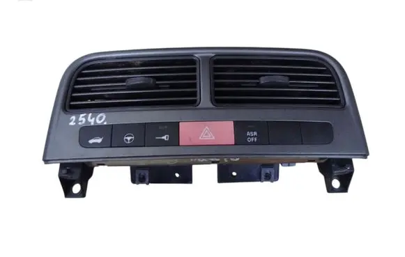Fiat Grande Punto Dash center air vent grill 735386328