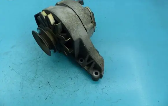 Renault Twingo I Generator/alternator S582722R IMPRK1133495