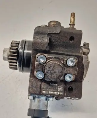 Renault Trafic II (X83) Fuel injection high pressure pump 8200843903 0445010268