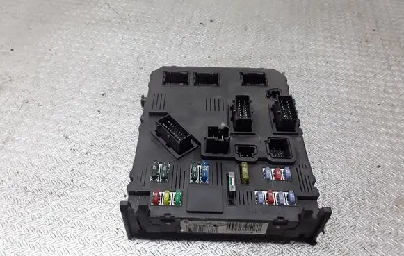 Peugeot 407 Comfort/convenience module 9655708480