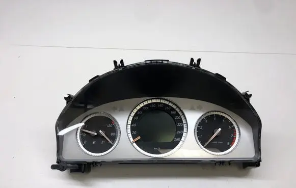 Mercedes-Benz C W204 Speedometer (instrument cluster) A2045402748 A2045400711 A2044421921