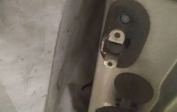 Fiat Croma Front door check strap stopper 