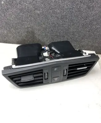 Mercedes-Benz E C207 W207 Dash center air vent grill 251922001 2079053700