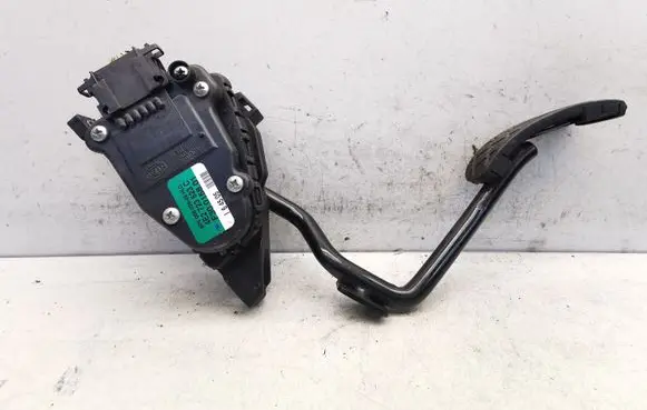 Audi A8 S8 D3 4E Accelerator throttle pedal 4E2723523C
