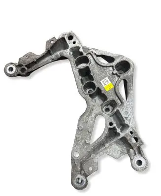 Audi A4 S4 B9 Gearbox mounting bracket 8W0399262