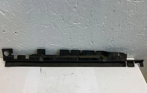 Audi A4 S4 B9 Intercooler air guide/duct channel 8W0121292C