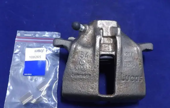 Volkswagen Golf III Front brake caliper 52103 357615123A UBD