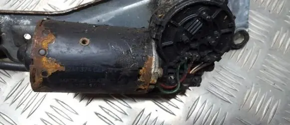Citroen Xsara Wiper motor 0390241374