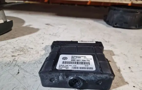 Audi Q7 4L Other control units/modules 09D927750FS
