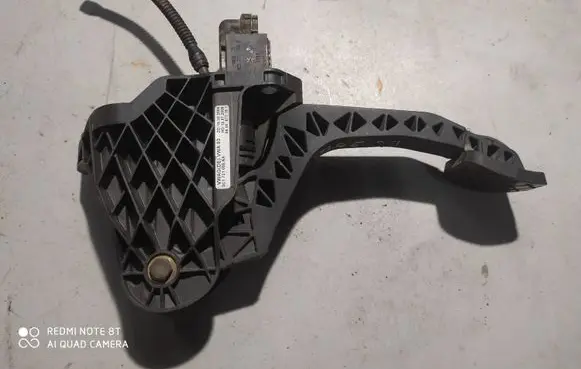 Clutch pedal
