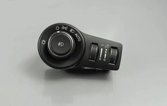 Jeep Cherokee Light switch P68154356AC8752