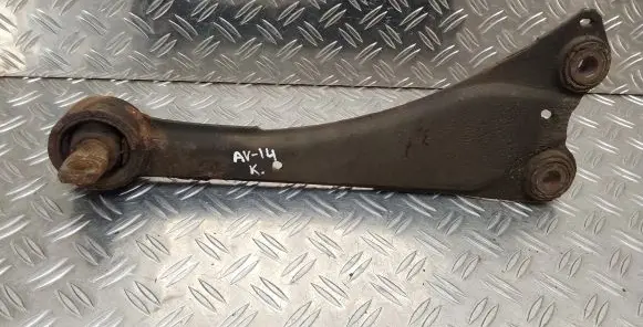 Toyota Avensis T270 Rear upper control arm/wishbone 