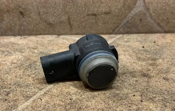 Mercedes-Benz E W212 Parking PDC sensor A0009059300