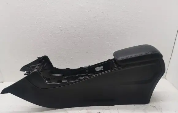Mercedes-Benz B W246 W242 Center console