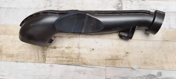 Volkswagen New Beetle Air intake hose/pipe 1C0129609B