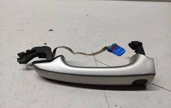 Volvo XC60 Rear door exterior handle 30753786
