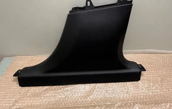 Mercedes-Benz CLA C118 X118 (B) pillar trim (bottom) A1186920200