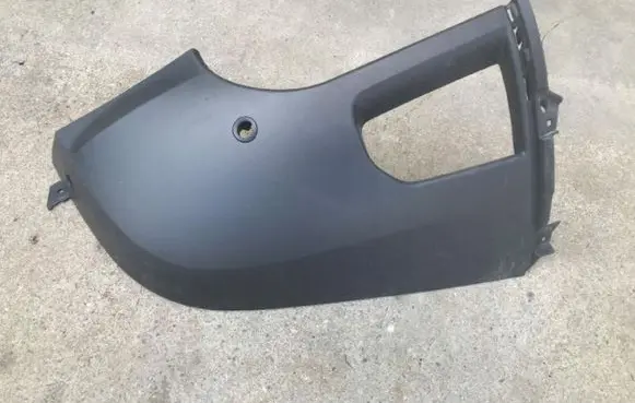 Land Rover Defender Front bumper corner part panel trim L8B217D749A