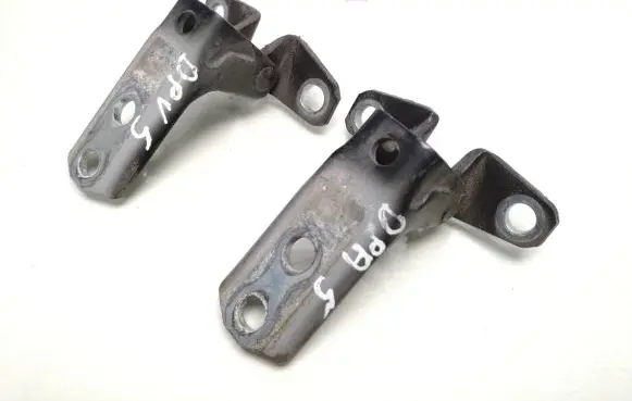 Mitsubishi ASX Front door upper hinge