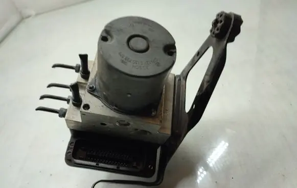 BMW X5 E70 ABS Pump 6793488