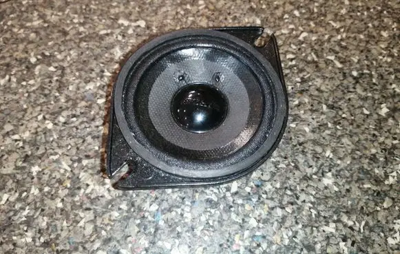 Audi A8 S8 D3 4E Panel speaker 4E0035411C