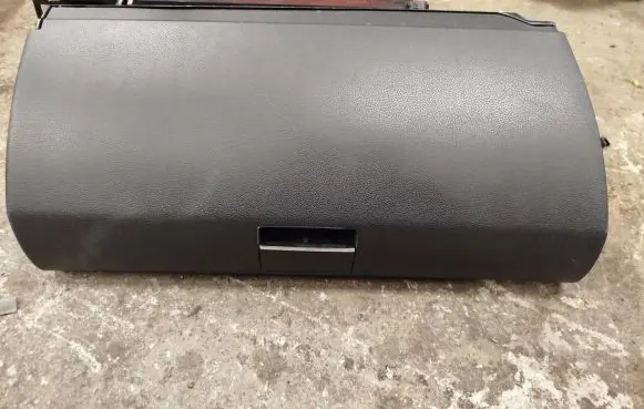 Mercedes-Benz A W169 Glove box JC1005483 1005483